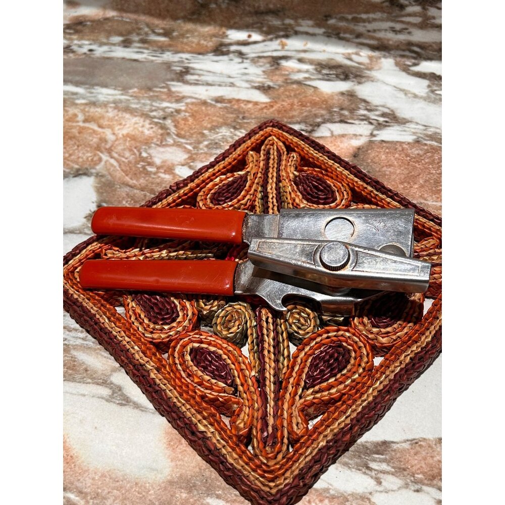 Vintage Swing-A-Way Can Opener Red